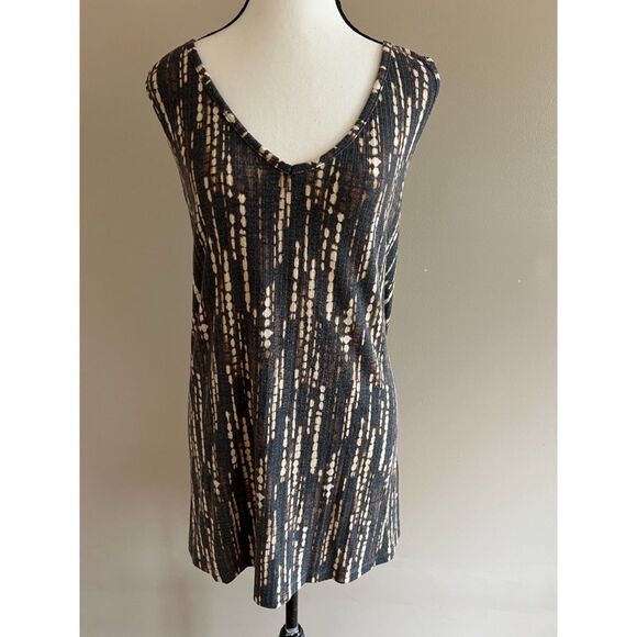 Torrid black and tan tie dye tank top. Size 4X. - Picture 1 of 7